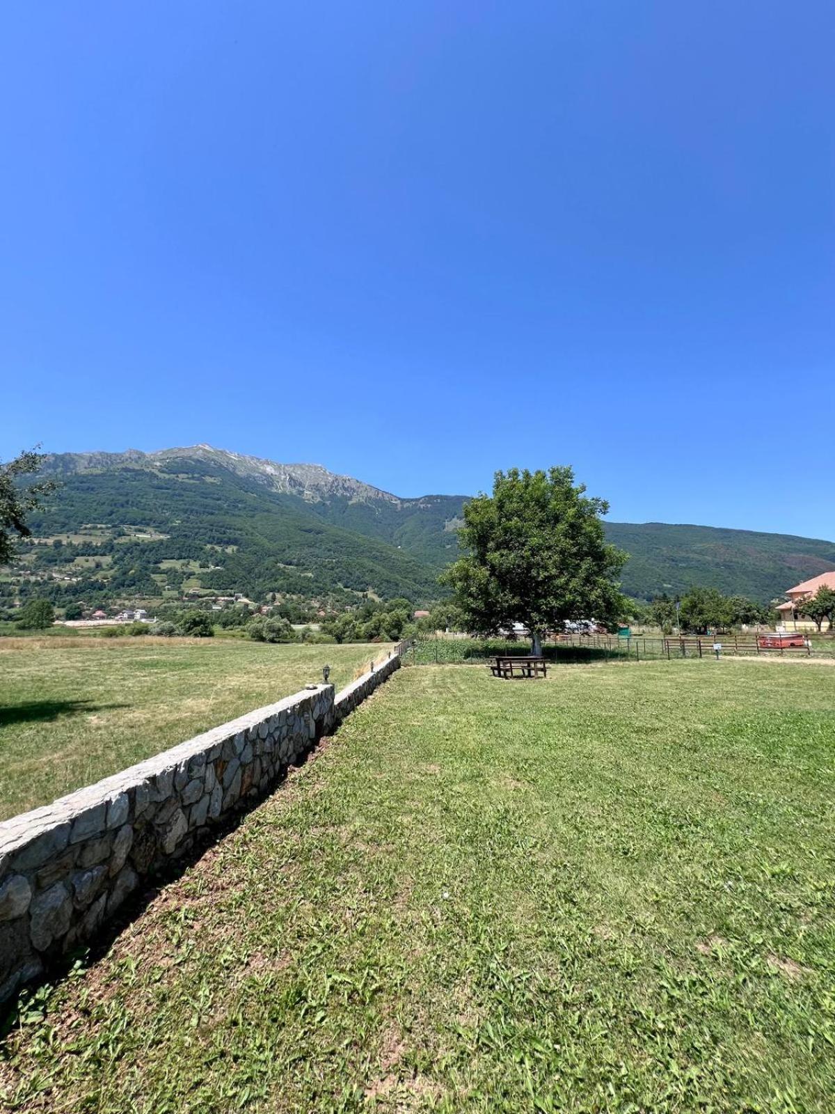 Camp Hotel Lake Views Plav Buitenkant foto