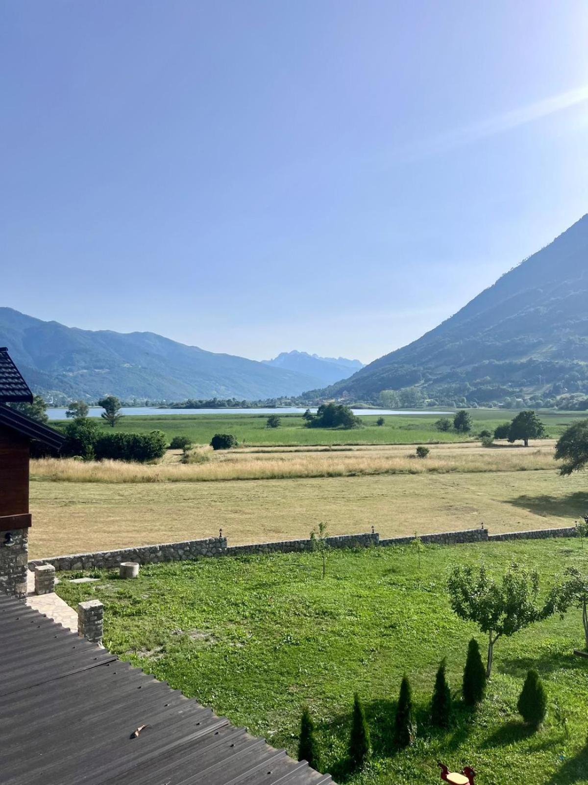 Camp Hotel Lake Views Plav Buitenkant foto