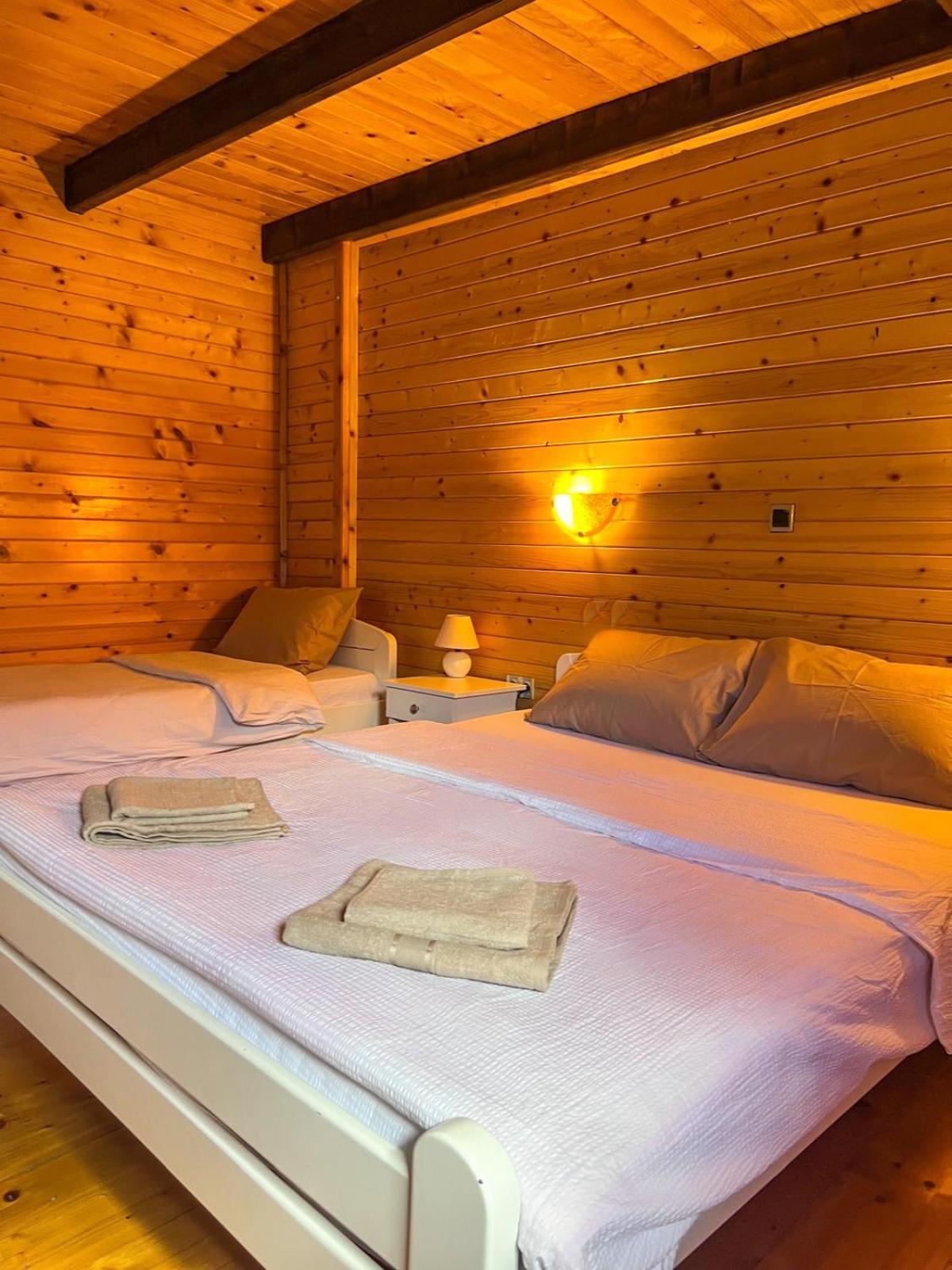 Camp Hotel Lake Views Plav Buitenkant foto